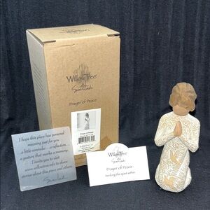 Willow Tree Prayer of Peace Figurine - new in box